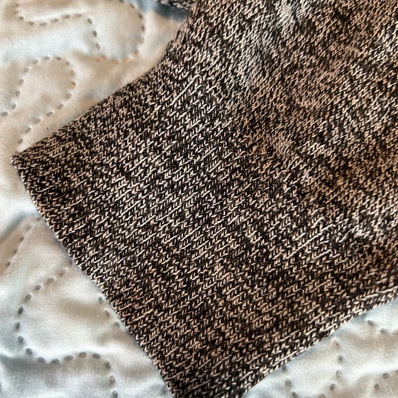 Calvin Klein Black and White Sweater - Picture 5 of 7